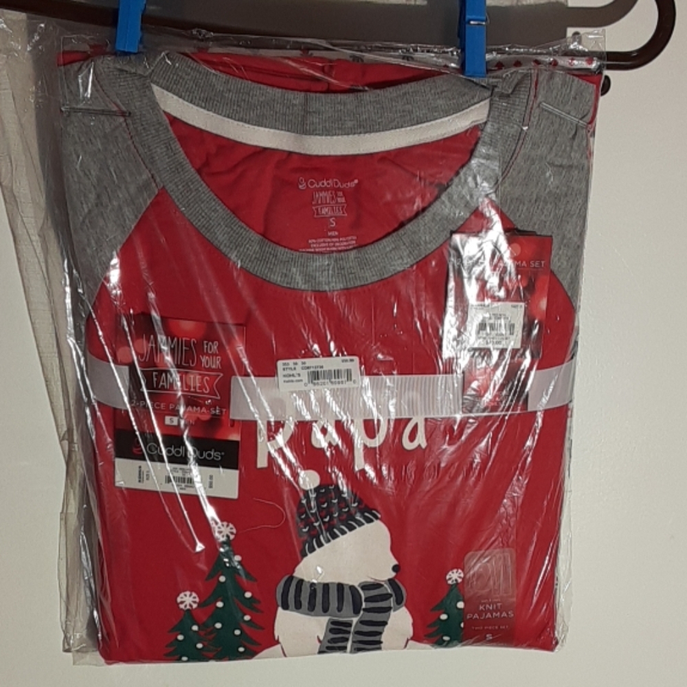 Xmas Mens 2 Piece Pajama Set by Cuddle Duds